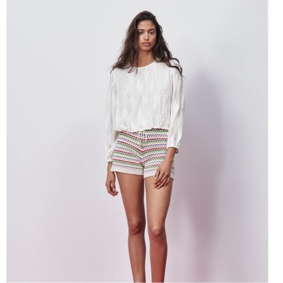 White embroidered blouse - Picture 2 of 8